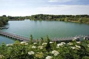 ホテル Les Jardins Du Lac