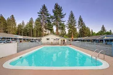 هتل Days Inn By Wyndham South Lake Tahoe