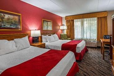 酒店 Best Western Braddock Inn