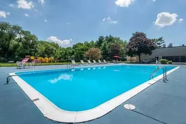 בית מלון כפרי Hammock Philadelphia Levittown