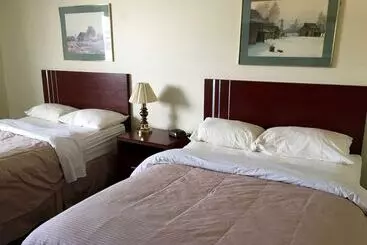 בית מלון כפרי Colonial Inn