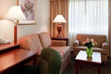 Doubletree Suites By Hilton Hotel Cincinnati   Blue Ash