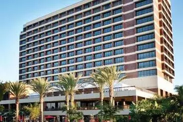 Pacific Palms Resort And Golf Club