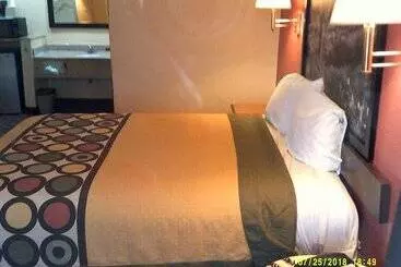 모텔 Super 8 By Wyndham Tucson Downtown Convention Center