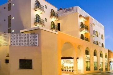 ホテル Colonial De Merida