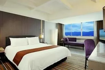 Centara Hotel Hat Yai