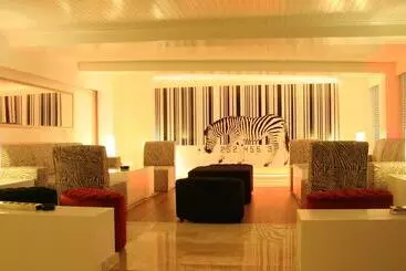 בית מלון כפרי Club Munamar Beach Resort – All Inclusive