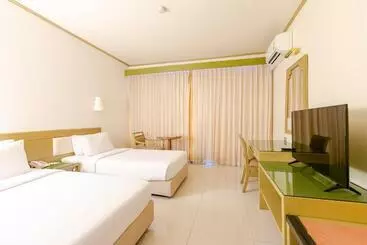 Hotel Pinnacle Lumpinee Park