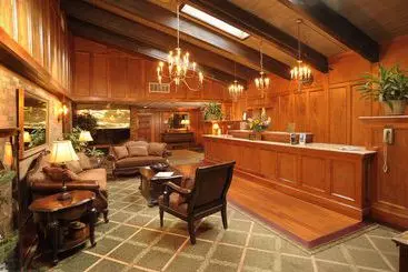 Clarion Hotel & Conference Center