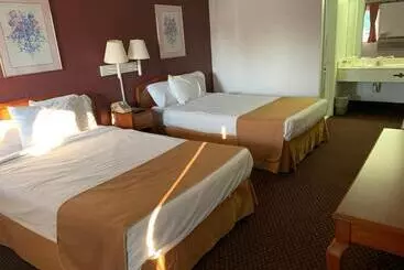 Мотель Americas Best Value Inn Roxboro