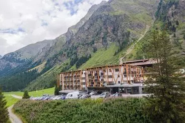 בית מלון כפרי Gundolf