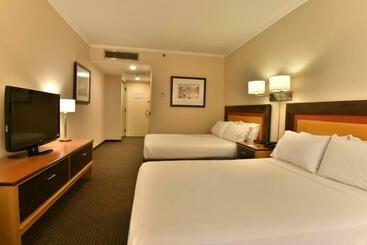 هتل Holiday Inn Express Puerto Madero, An Ihg