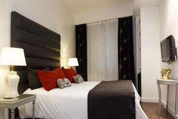 هتل Le Cinque Lusso Recoleta