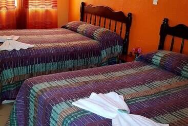 Anchorage Beach Resort Caye Caulker