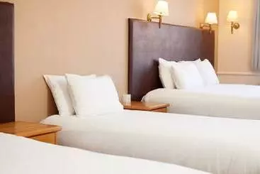 Bear Hotel By Greene King Inns