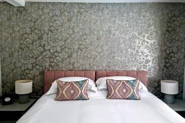 בית מלון כפרי The Ollerod