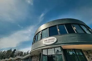 استراحتگاه The Hotel At Falcon Lake