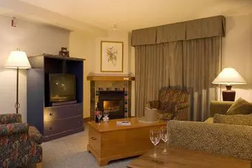 Курорт Hearthstone Lodge By Bear Country