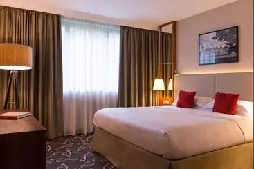 فندق Crowne Plaza Paris  Neuilly, An Ihg