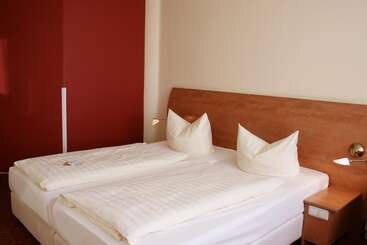 בית מלון כפרי Mercator Itzehoeklosterforst