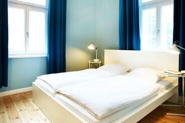 בית מלון כפרי Pelli Hof Rendsburg By Tulip Inn