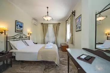 酒店 Contaratos Beach