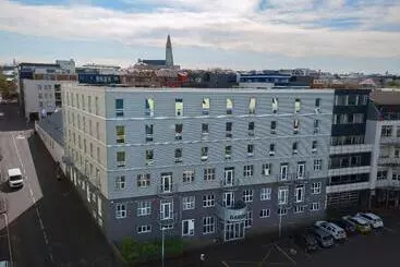 آپارتمان Fosshotel Baron