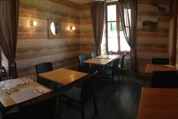 ホテル Hôtel Des Voyageurs