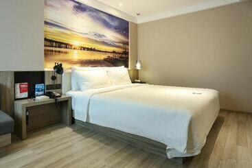 Atour Hotel Nanshan Coastal City Shenzhen