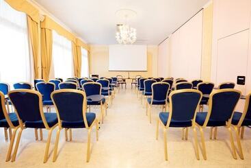 Grand Hotel President