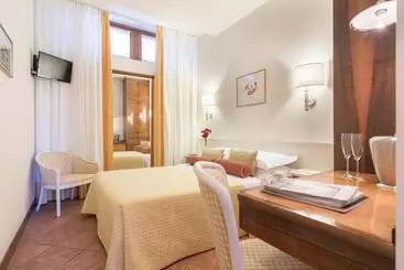 Relais Santa Chiara Hotel   Tuscany Charme