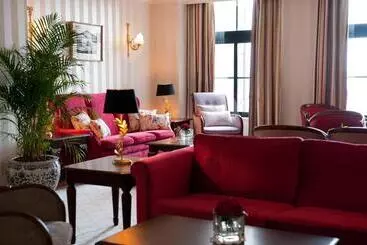 Hotel Amsterdam Huis Ten Bosch