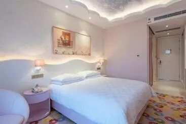 Hotel Deefly Yinrun Town