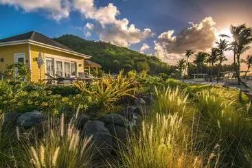 ホテル The Liming Bequia