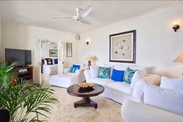 ツーリストアパートメント Scotch On The Rocks Ocho Rios 5br