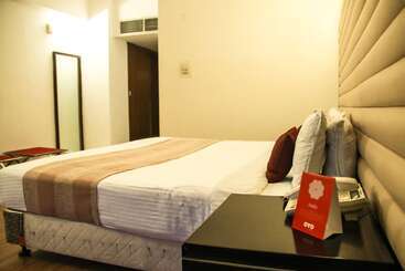 Hotel Grand Starline By Oyo Rooms