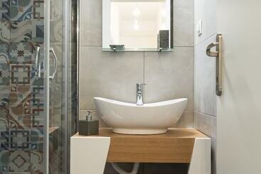 شقق خاصة سياحية Central Maison