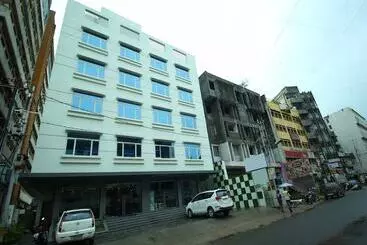 Hotel Limra Vadodara