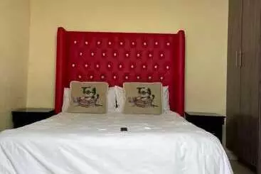 Pale Bohemia Bed And Breakfast