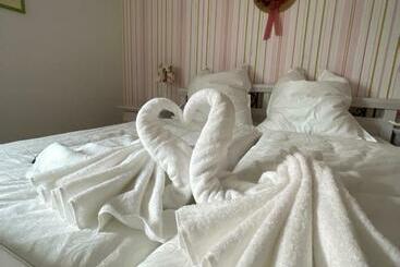 ペンション Mainsommer