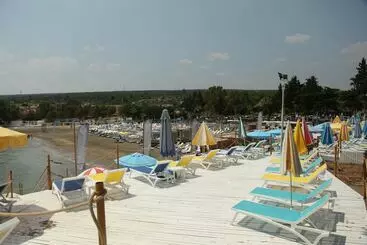 Resort Queenaba Beach