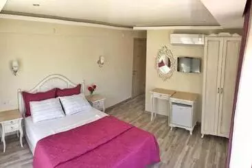 Ege Otel