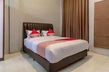 Hotel OYO 470 Green KNO