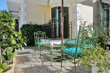 Apartamentos turísticos Kastro