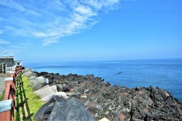 Pansiyon Jeju Beach House