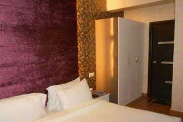 Aparthotel Eco Heights