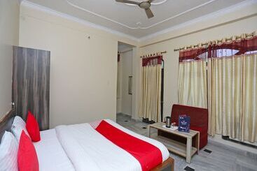 Oyo 18362 Hotel Jai Maa Durga