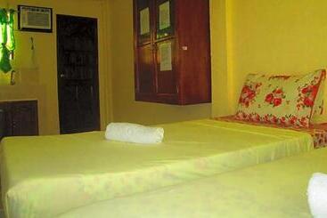 Hotel Golden Sam Resort