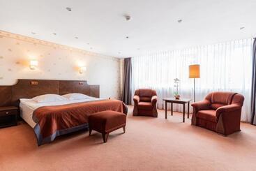 בית מלון כפרי Alf