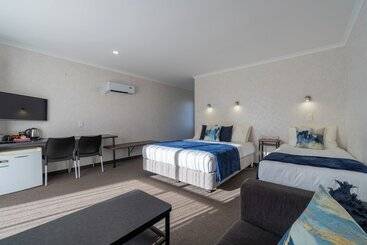 Parklands Motel & Apartments Te Anau